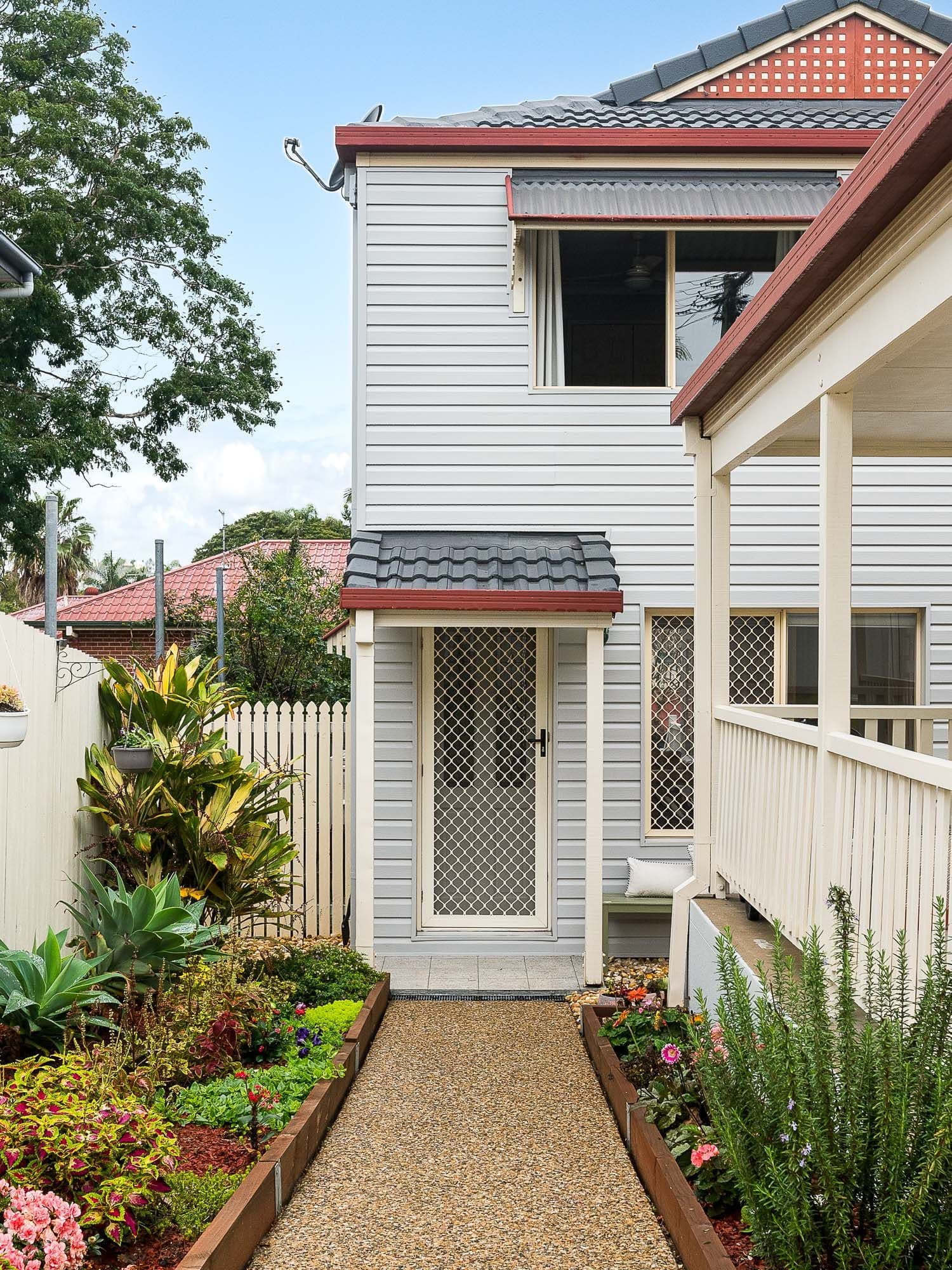 8 Palermo Street, Morningside QLD 4170, Morningside - Thumbnail 2