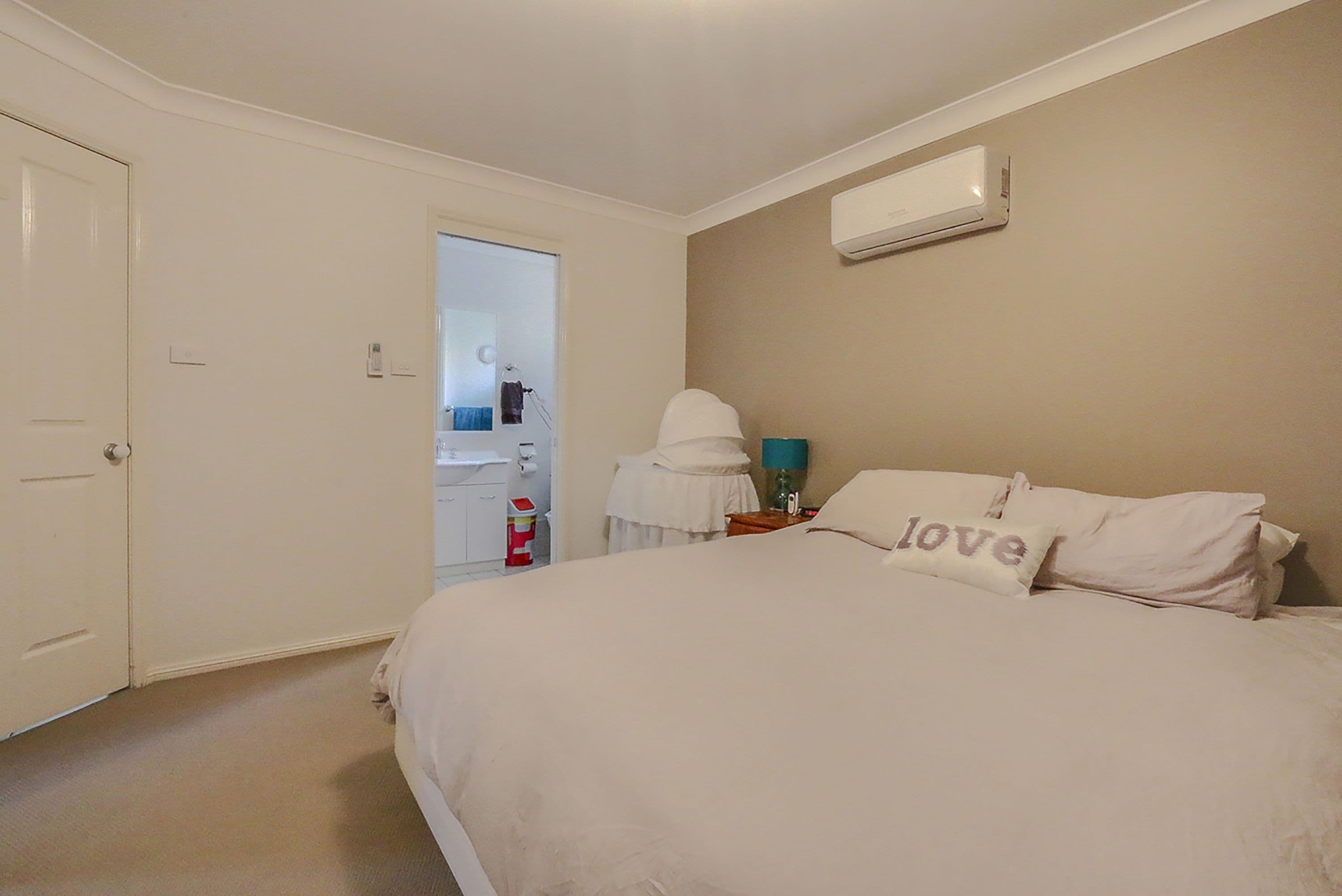 24 Sinclair Avenue, Singleton NSW 2330, Singleton - Thumbnail 3