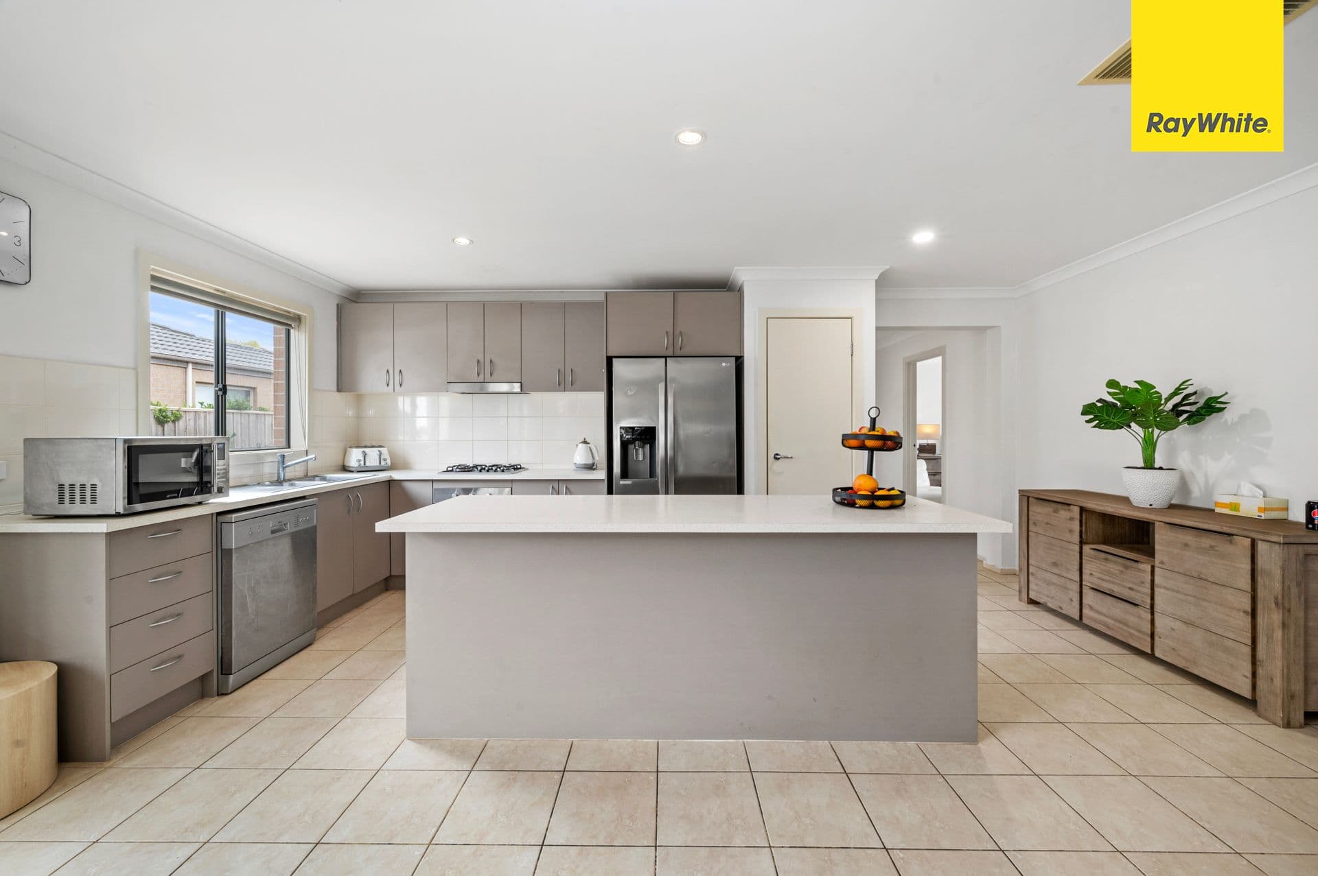 68 Saltbush Crescent, Brookfield VIC 3338, Brookfield - Thumbnail 4