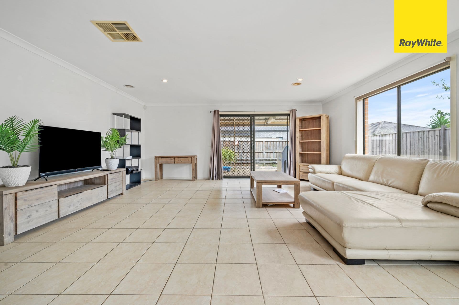 68 Saltbush Crescent, Brookfield VIC 3338, Brookfield - Thumbnail 6