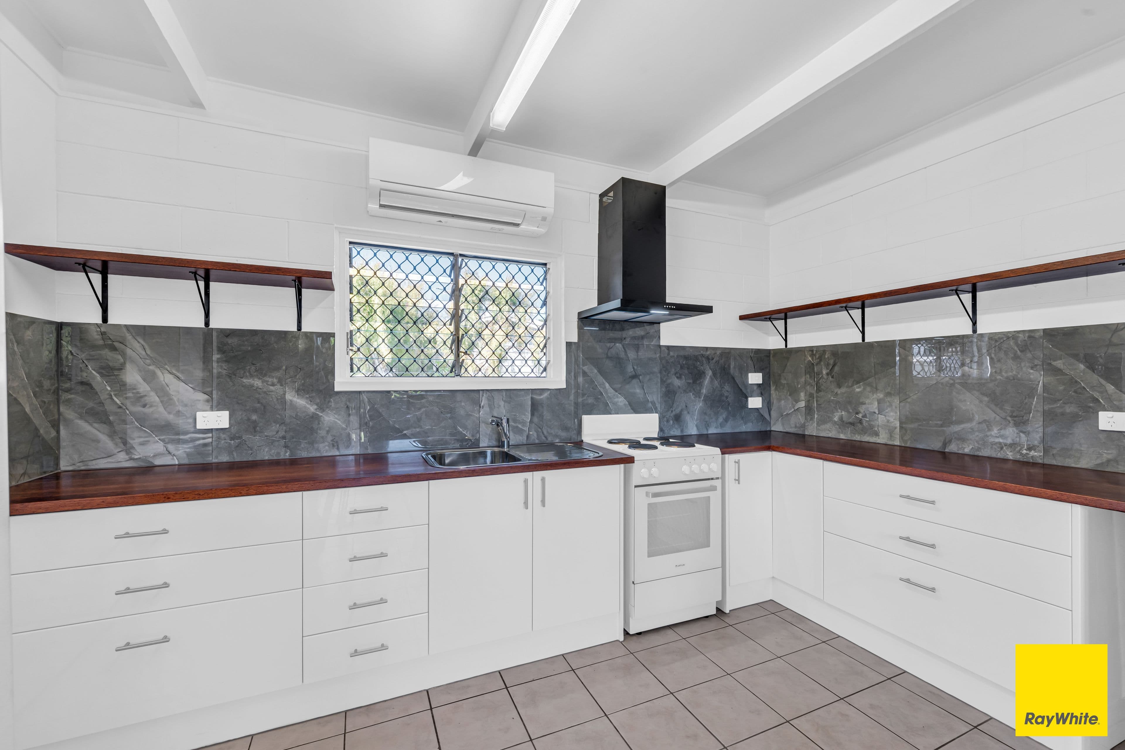 212 Church Street, Cowes, Cowes - Image 1
