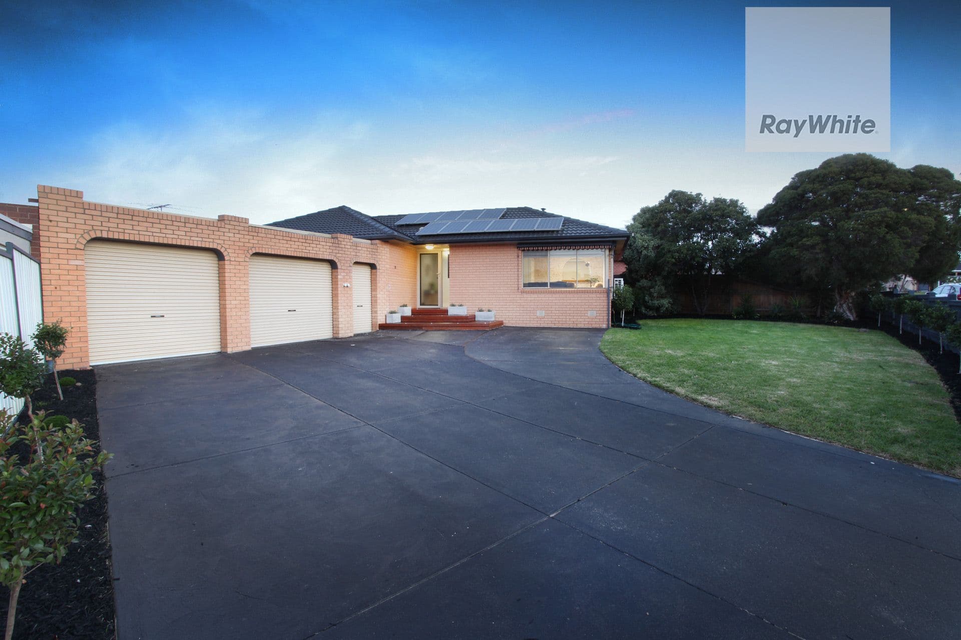 18 Snaefell Crescent, Gladstone Park VIC 3043, Gladstone Park - Thumbnail 3