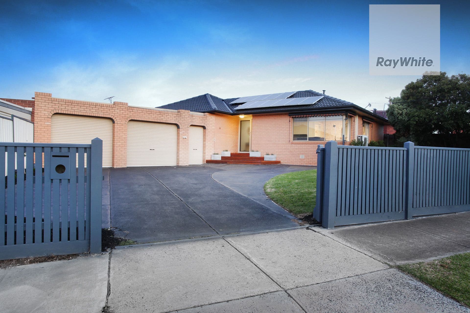 18 Snaefell Crescent, Gladstone Park VIC 3043, Gladstone Park - Thumbnail 4