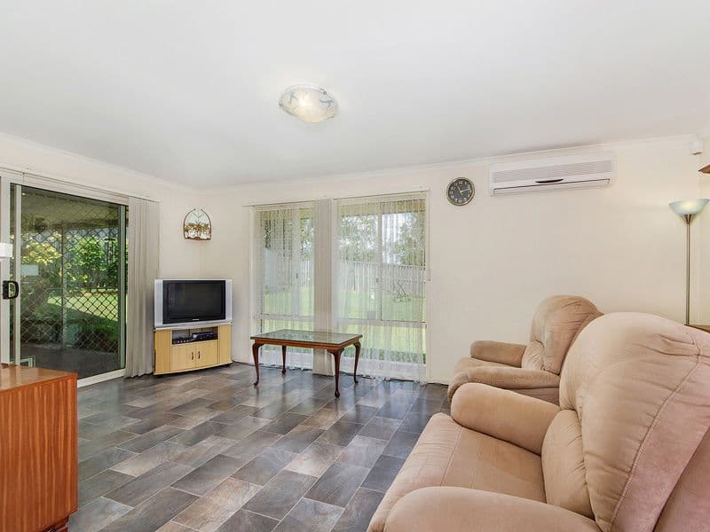 33 Maui Crescent, Oxenford QLD 4210, Oxenford - Thumbnail 4