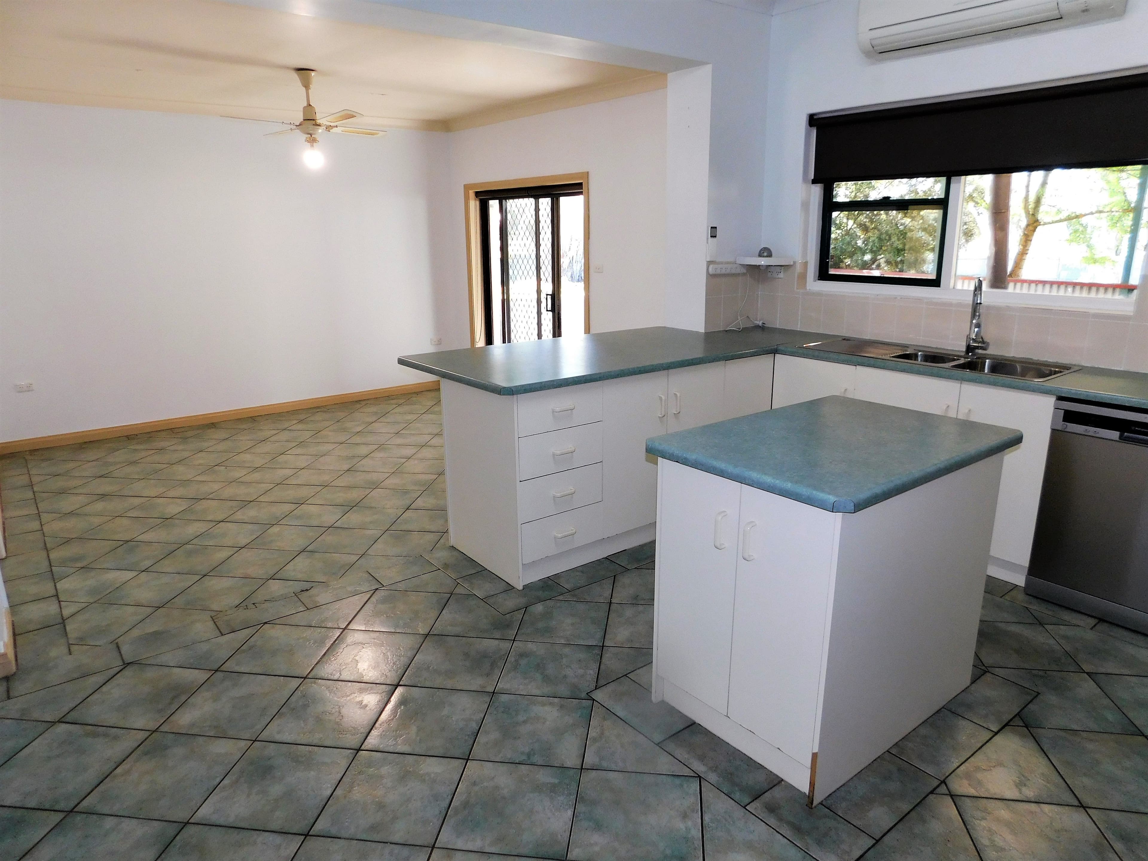 70 Milne Street, Bordertown SA 5268, Bordertown - Thumbnail 4