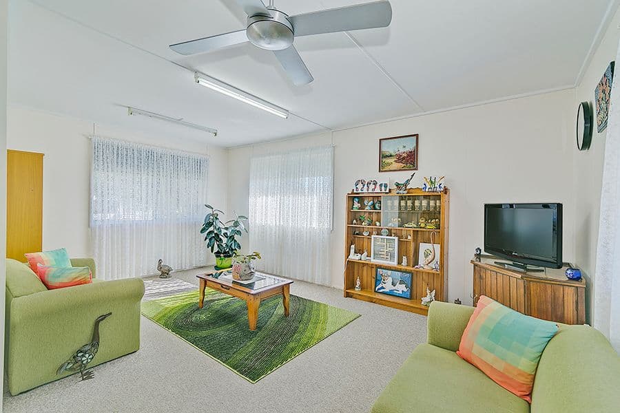 8 Bramston Street, Woodridge QLD 4114, Woodridge - Thumbnail 2