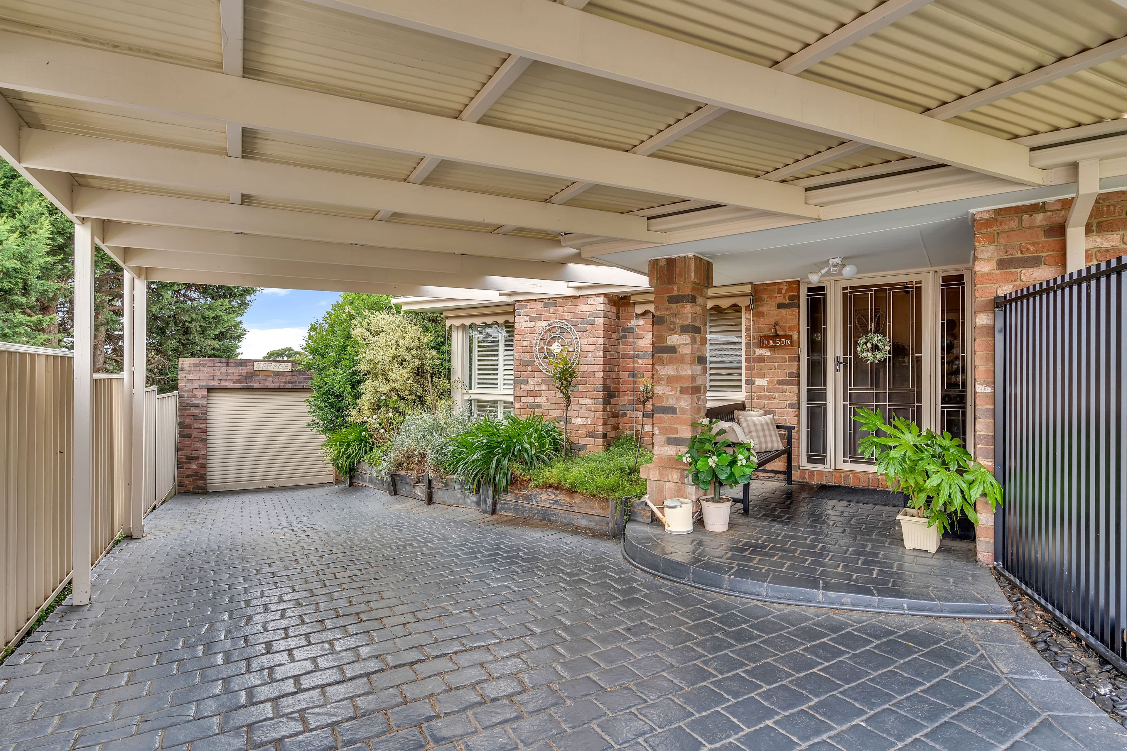 6 Hove Place, Craigieburn VIC 3064, Craigieburn - Thumbnail 2