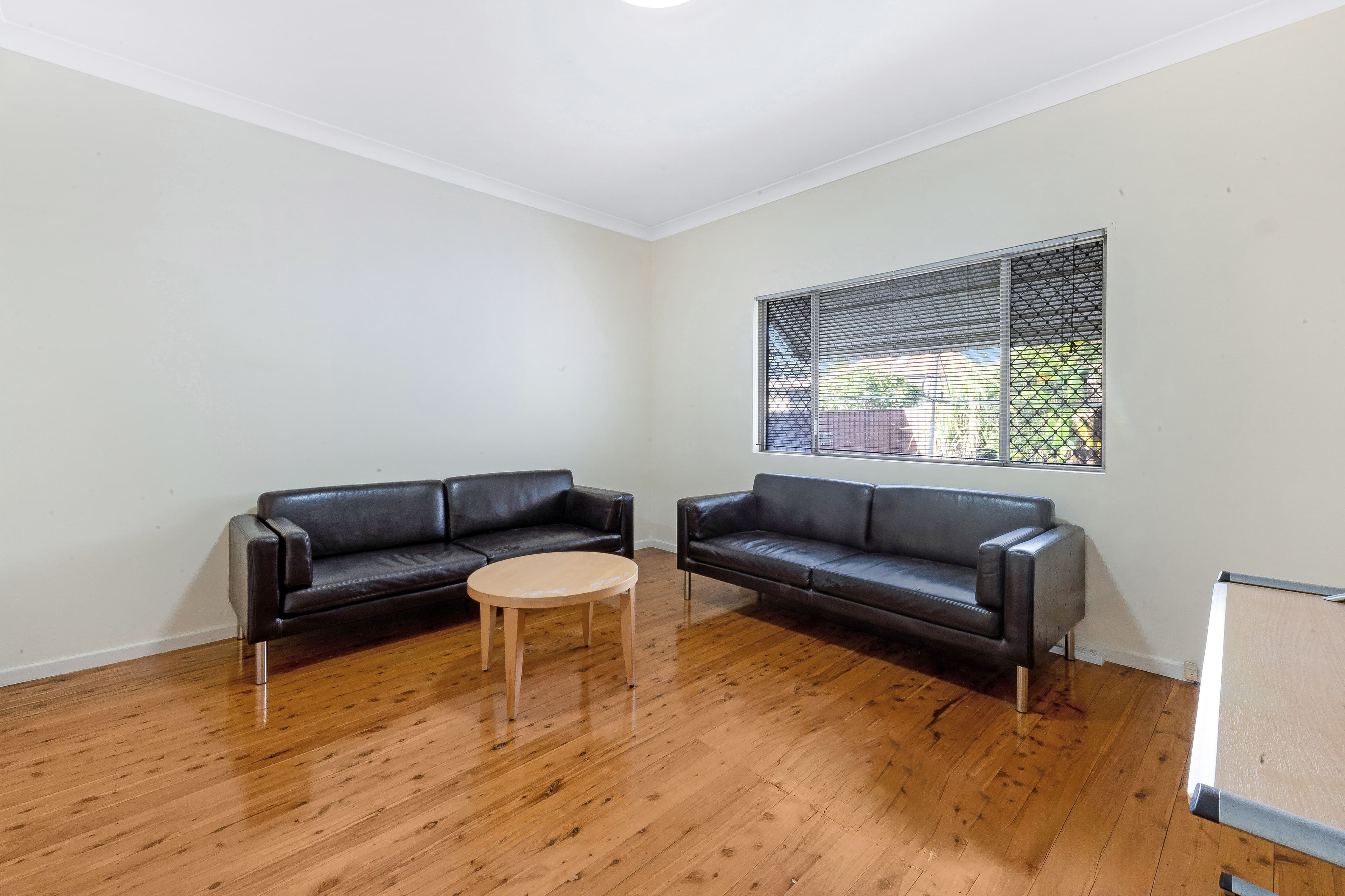 8 Hardy Avenue, Riverwood NSW 2210, Riverwood - Thumbnail 3