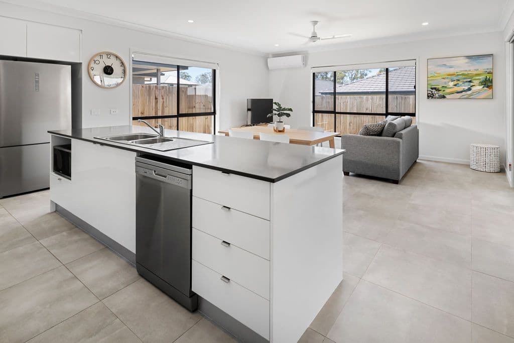 32 Oak Street, Pimpama QLD 4209, Pimpama - Thumbnail 2
