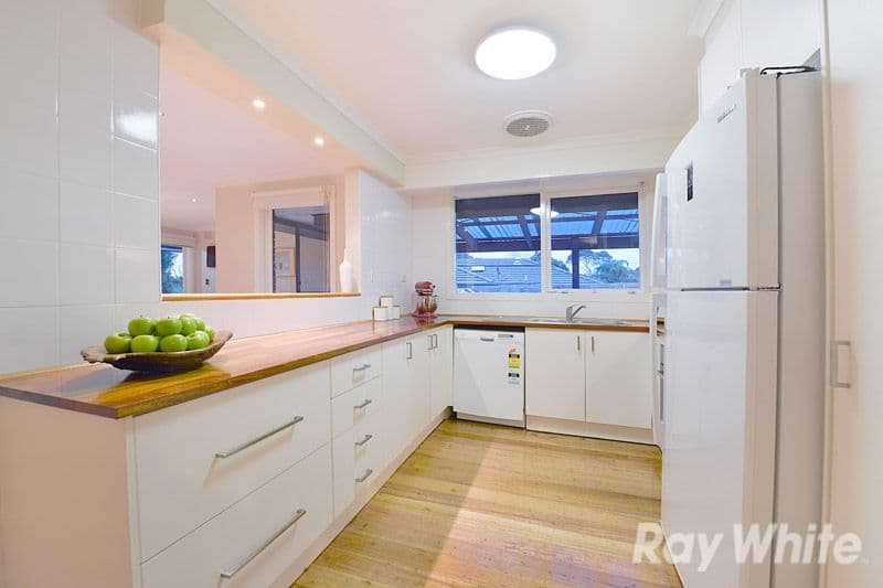 11 Cockerell Street, FERNTREE GULLY VIC 3156, Ferntree Gully - Thumbnail 2