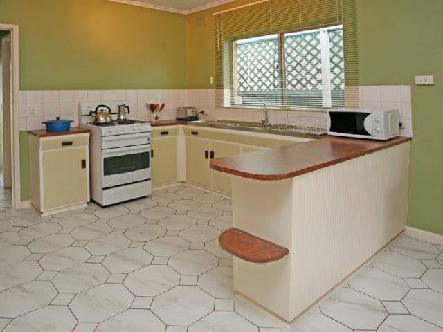 32 Meadowvale Road, MODBURY SA 5092, Modbury - Thumbnail 5