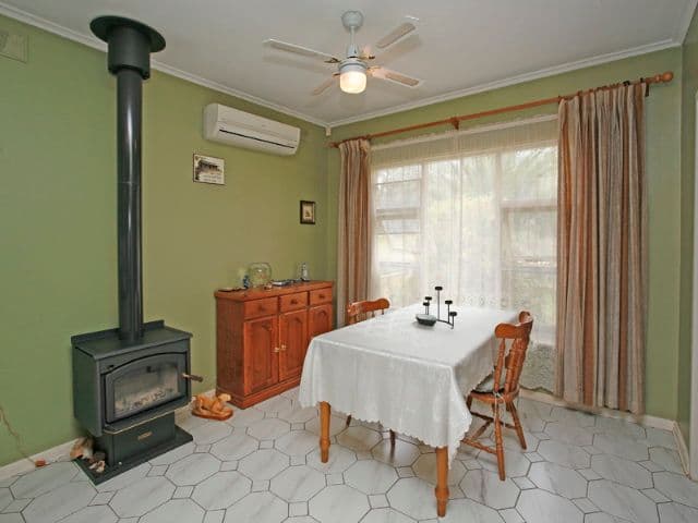 32 Meadowvale Road, MODBURY SA 5092, Modbury - Thumbnail 6