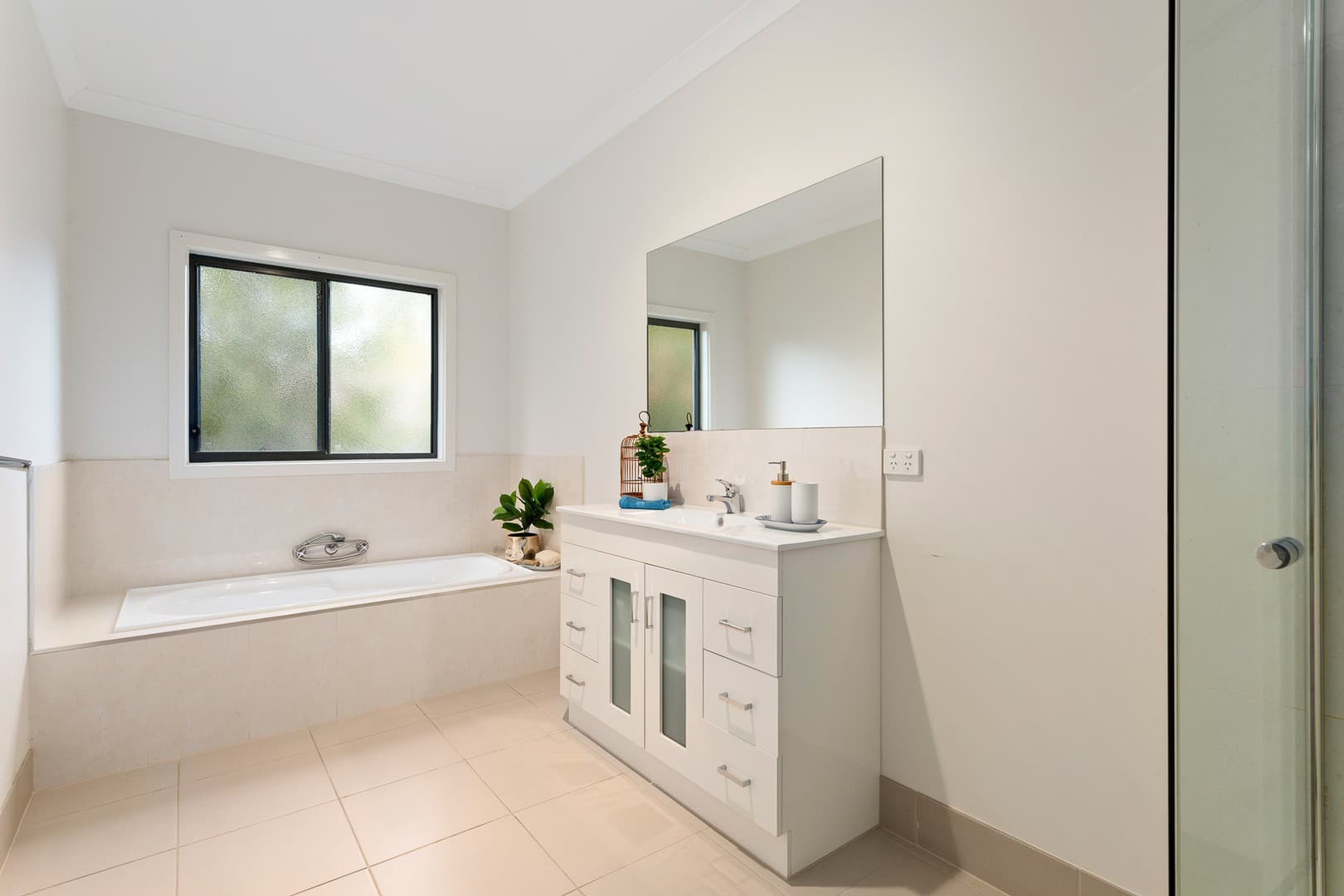 6 Elmo Road, Montmorency, VIC 3094, Montmorency - Thumbnail 6