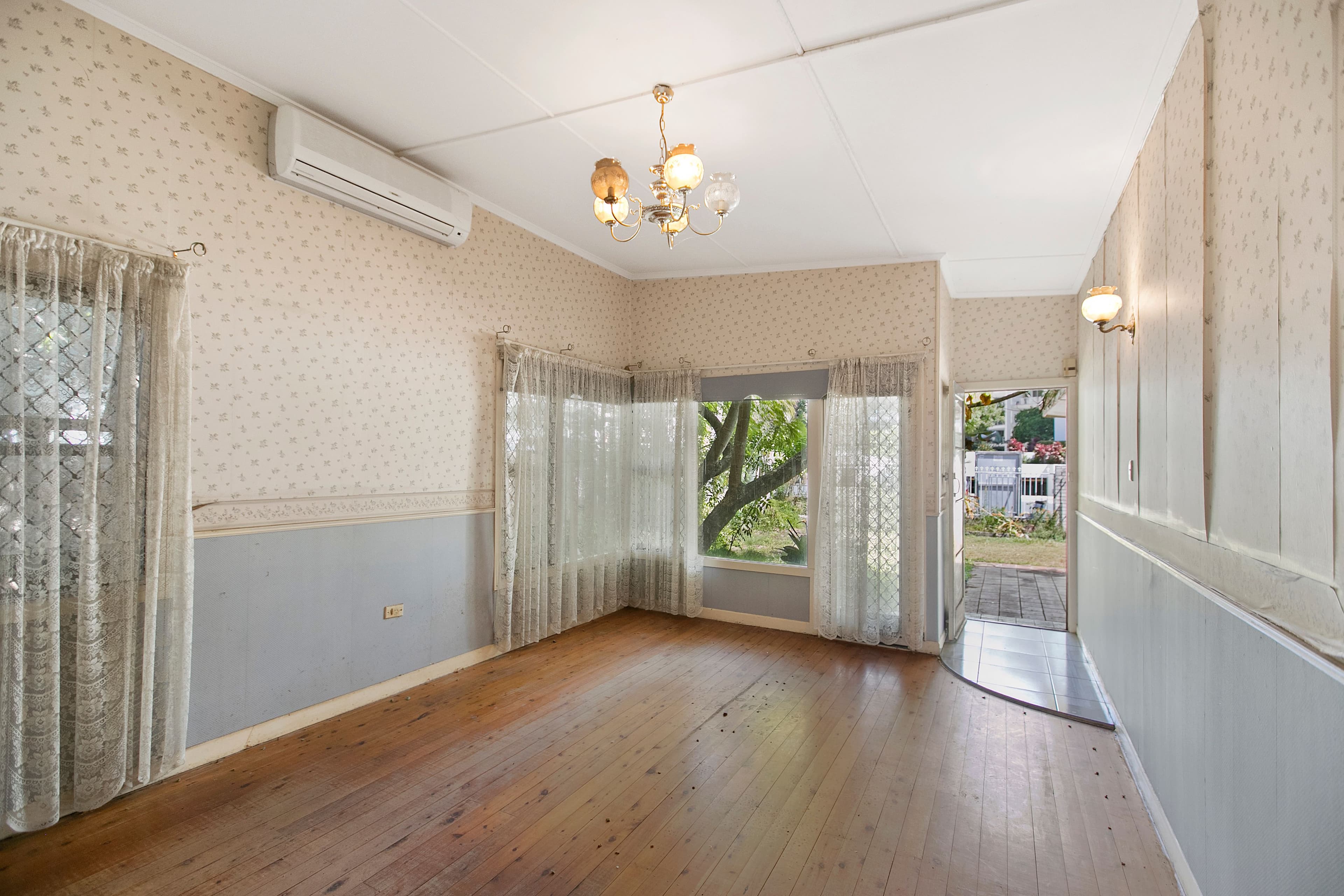 33 Palm Avenue, Surfers Paradise QLD 4217, Surfers Paradise - Thumbnail 5