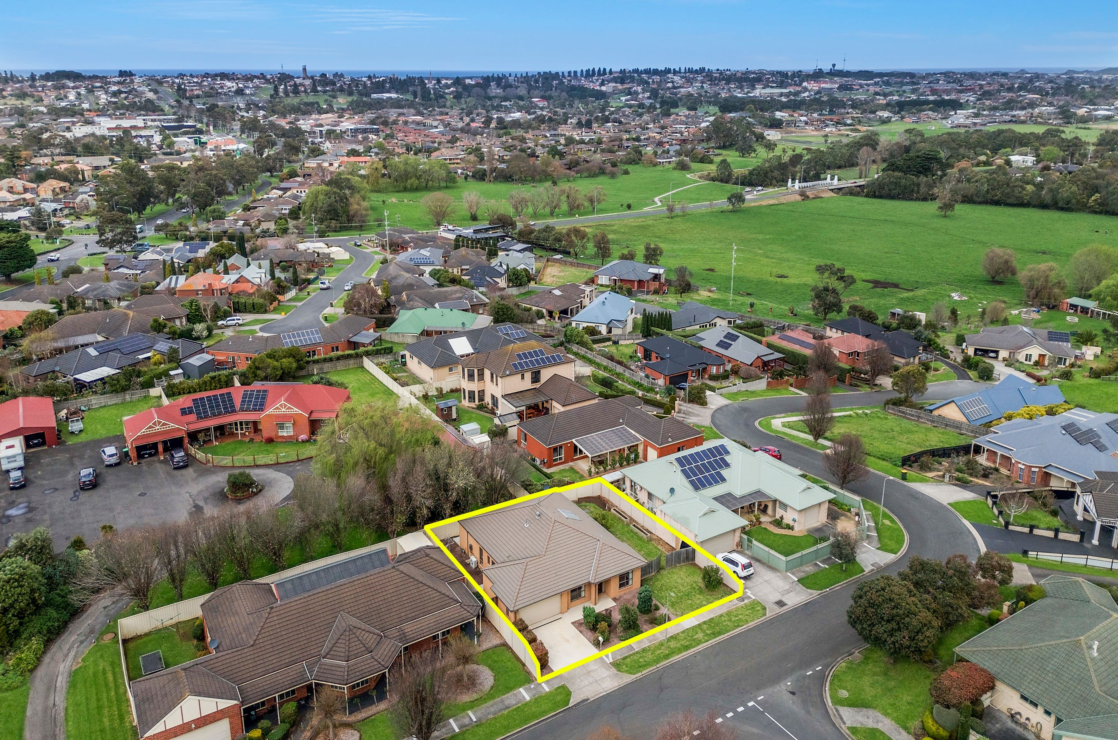 12 Turner Drive, Warrnambool VIC 3280, Warrnambool - Thumbnail 2