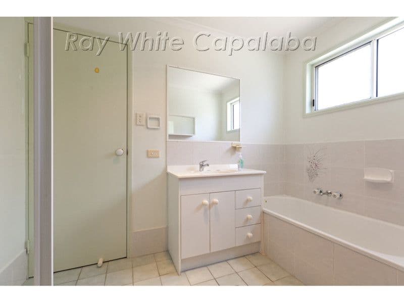 Unit 1, 28 Holland Crescent, CAPALABA QLD 4157, Capalaba - Thumbnail 4