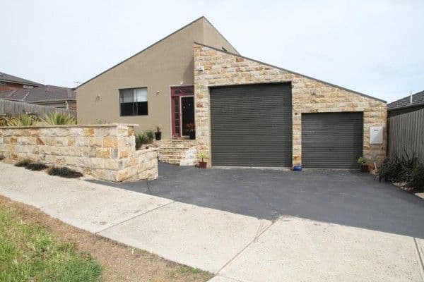 18 Golden Way, SKYE VIC 3977, Skye - Image 1