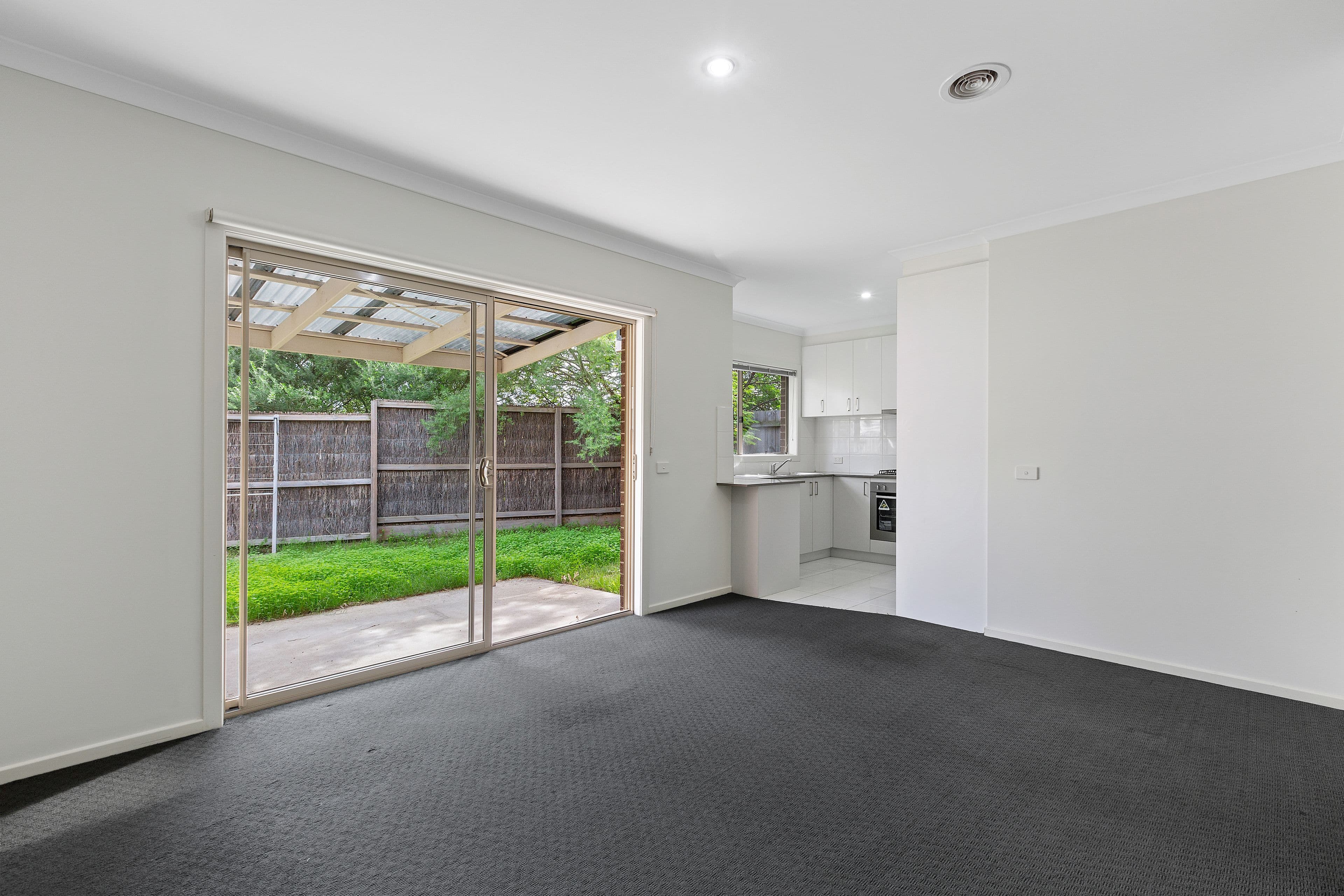19 Robin Drive, Carrum Downs VIC 3201, Carrum Downs - Thumbnail 6