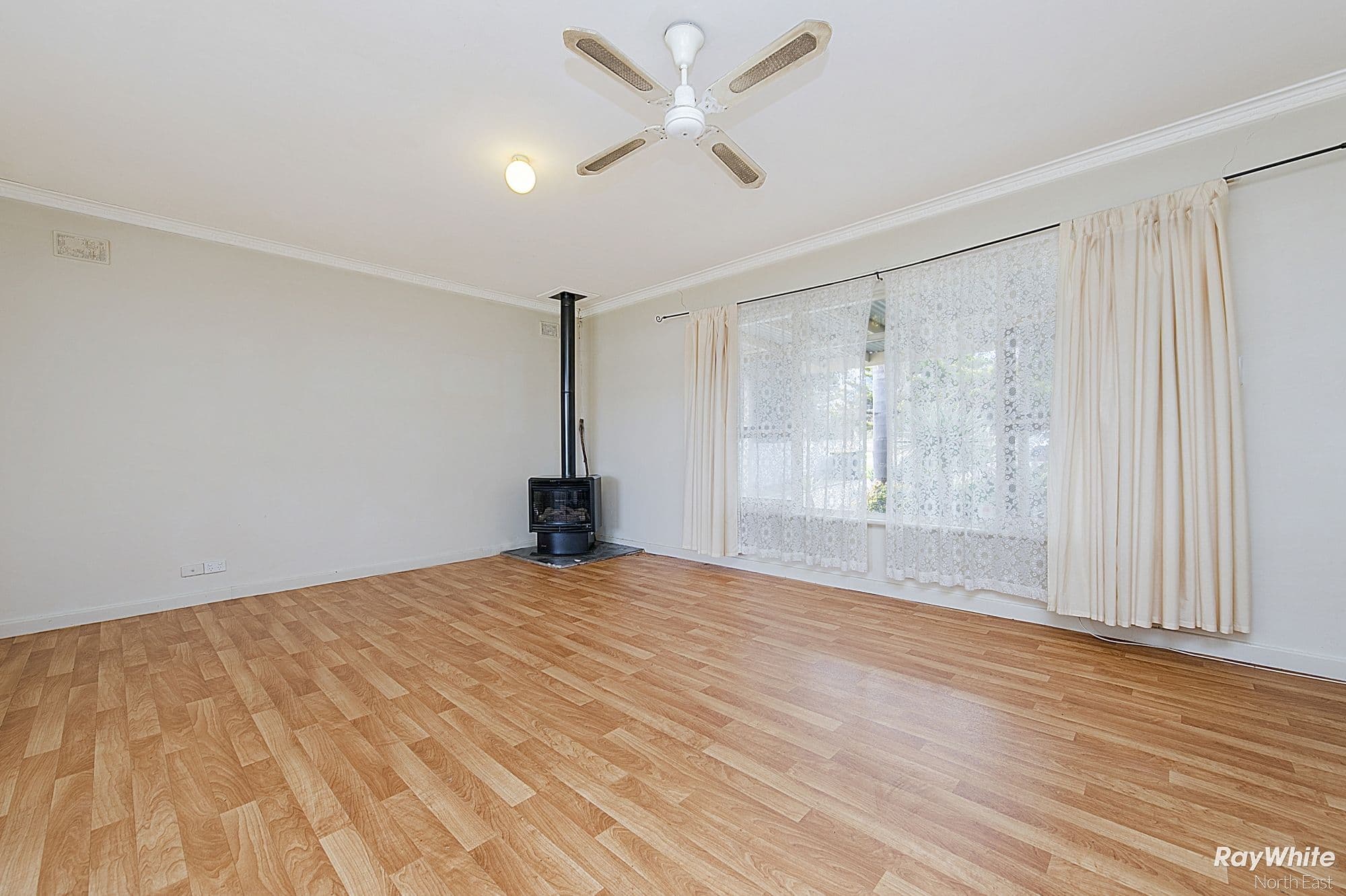24 Canopus Avenue, Hope Valley SA 5090, Hope Valley - Thumbnail 2