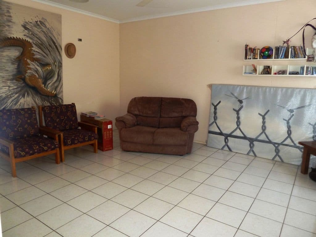 6 Lorre Court, KATHERINE NT 0850, Katherine South - Thumbnail 2