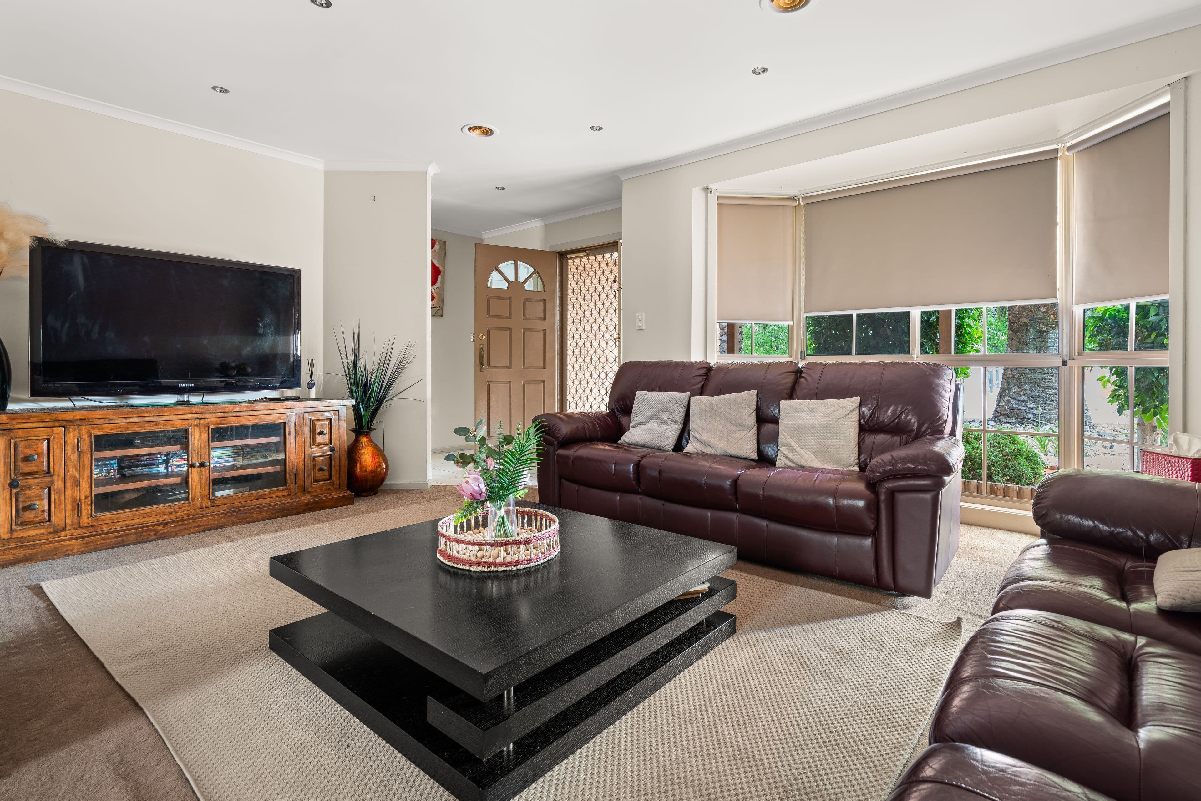 10 Chatterton Drive, Delahey VIC 3037, Delahey - Thumbnail 2