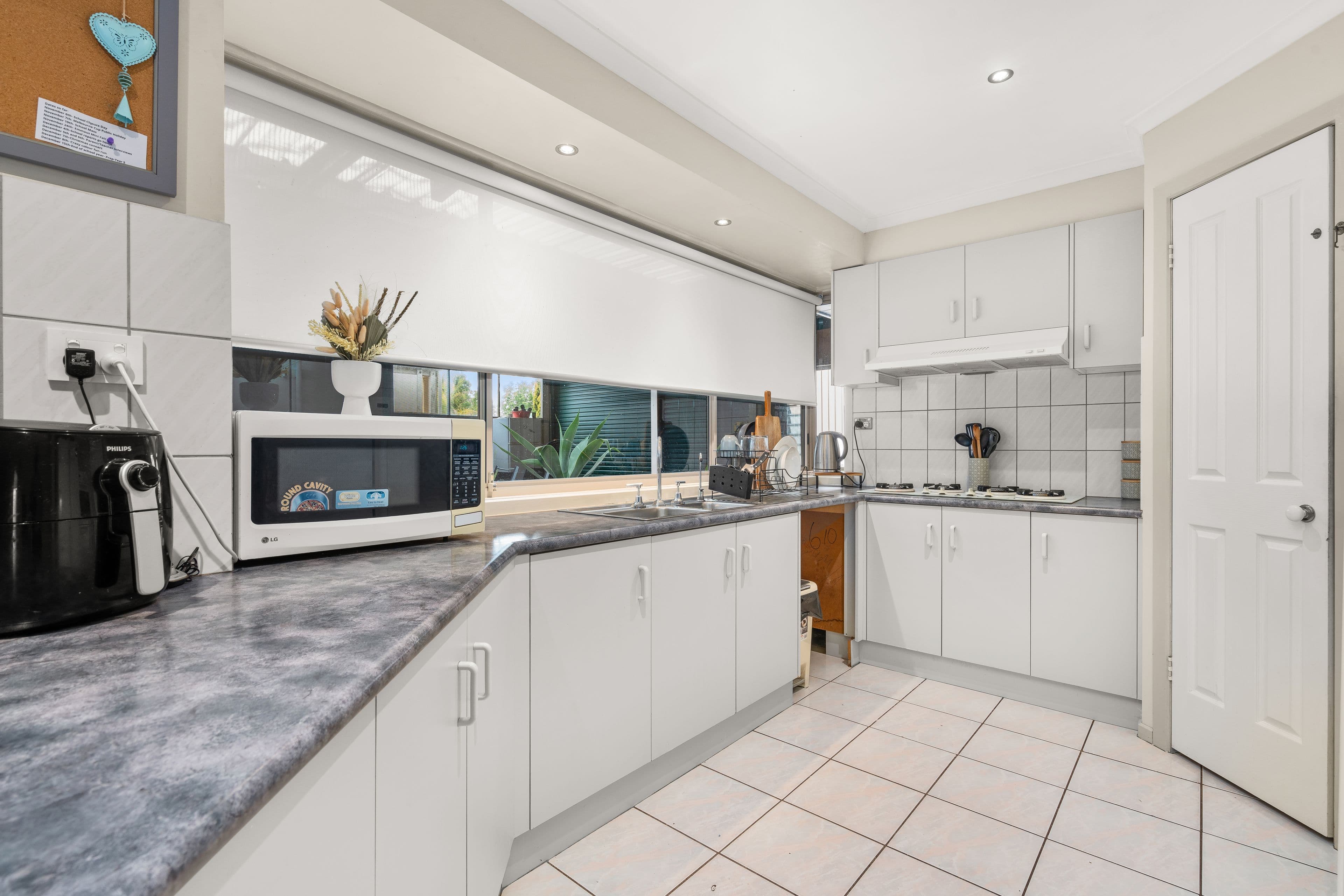 10 Chatterton Drive, Delahey VIC 3037, Delahey - Thumbnail 7