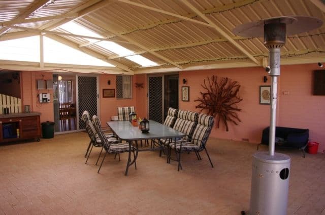 12 Kensington Court, Glenella, QLD, 4740, Glenella - Thumbnail 4
