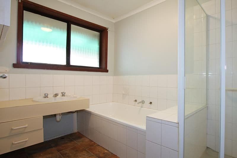 40 Orna Street, FERNTREE GULLY VIC 3156, Ferntree Gully - Thumbnail 2