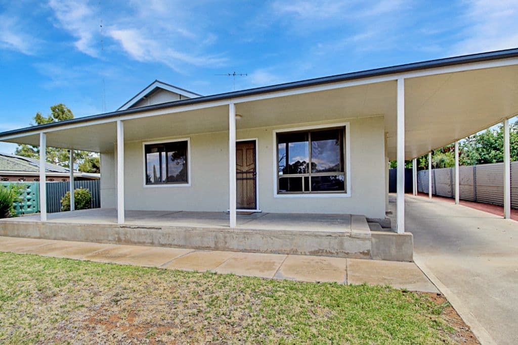 19 Worman Street, Berri SA 5343, Berri - Thumbnail 2