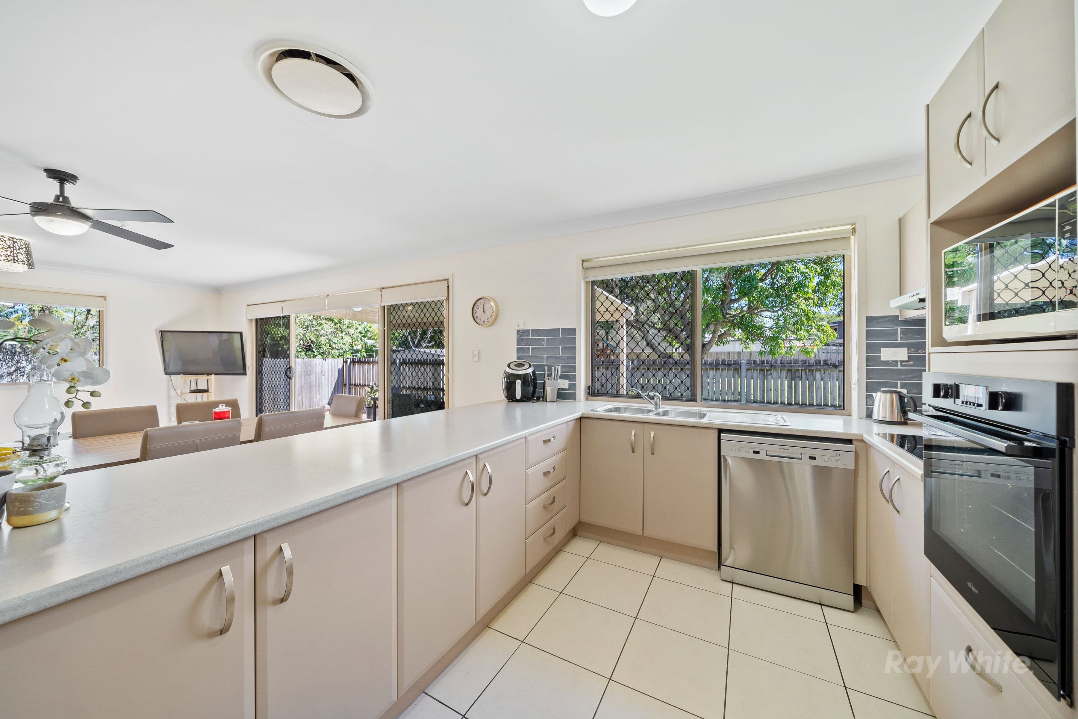 67A Lynelle Street, Marsden QLD 4132, Marsden - Thumbnail 2
