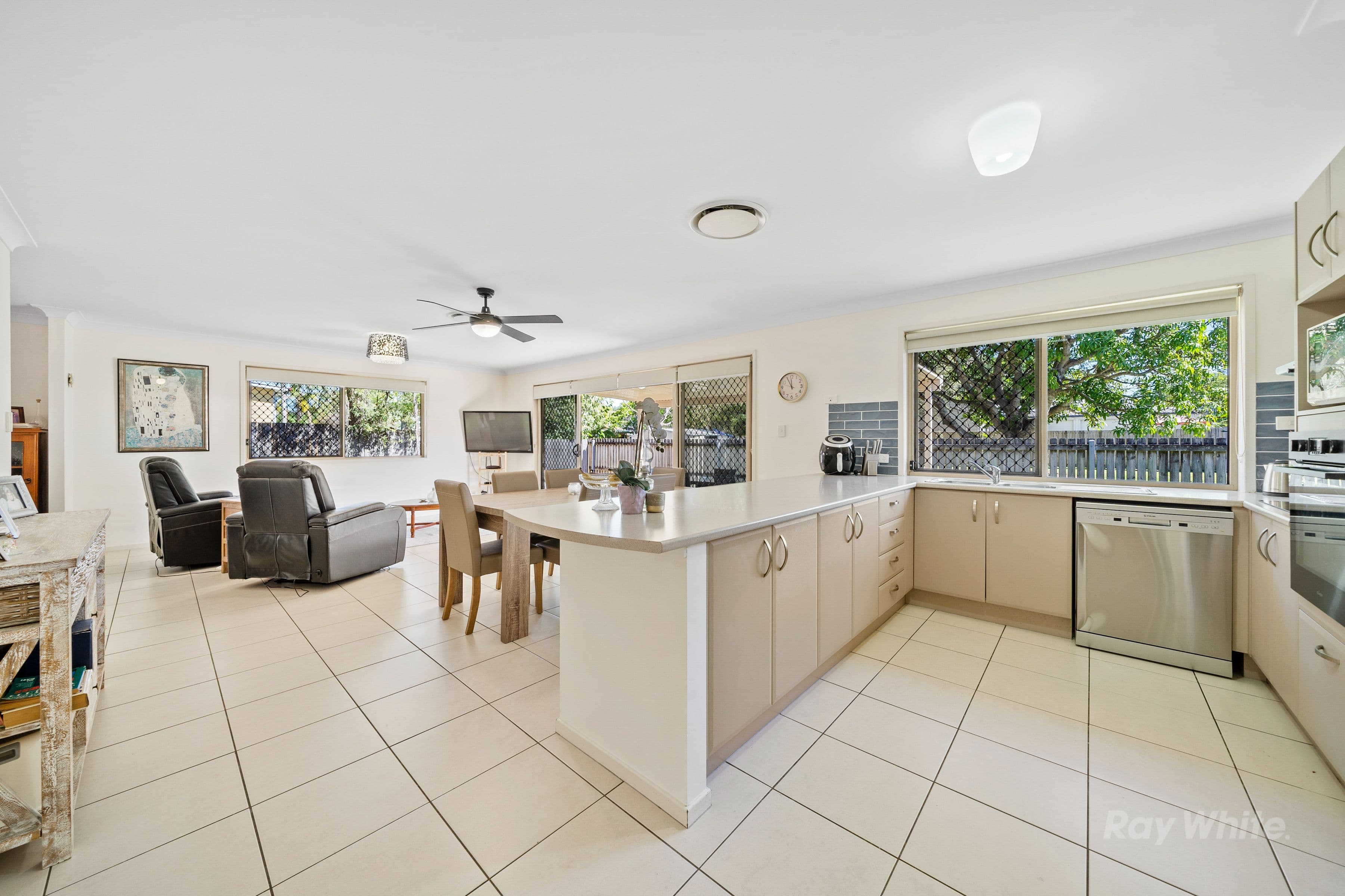 67A Lynelle Street, Marsden QLD 4132, Marsden - Thumbnail 4