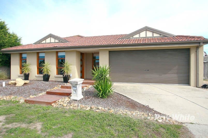 6 Greenmantle Close, CRANBOURNE VIC 3977, Cranbourne West - Image 1