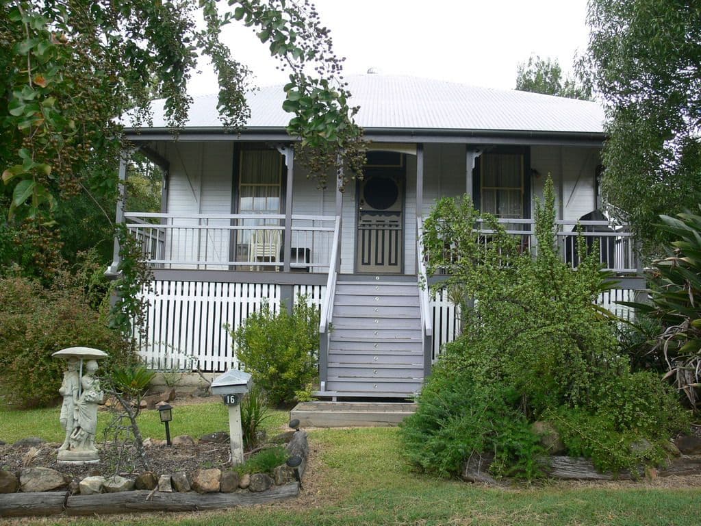 16 Elizabeth Street, ESK QLD 4312, Esk - Thumbnail 7