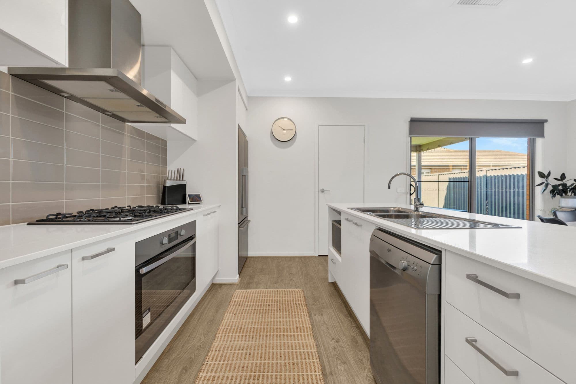 31 Wagner Drive, Werribee VIC 3030, Werribee - Thumbnail 3