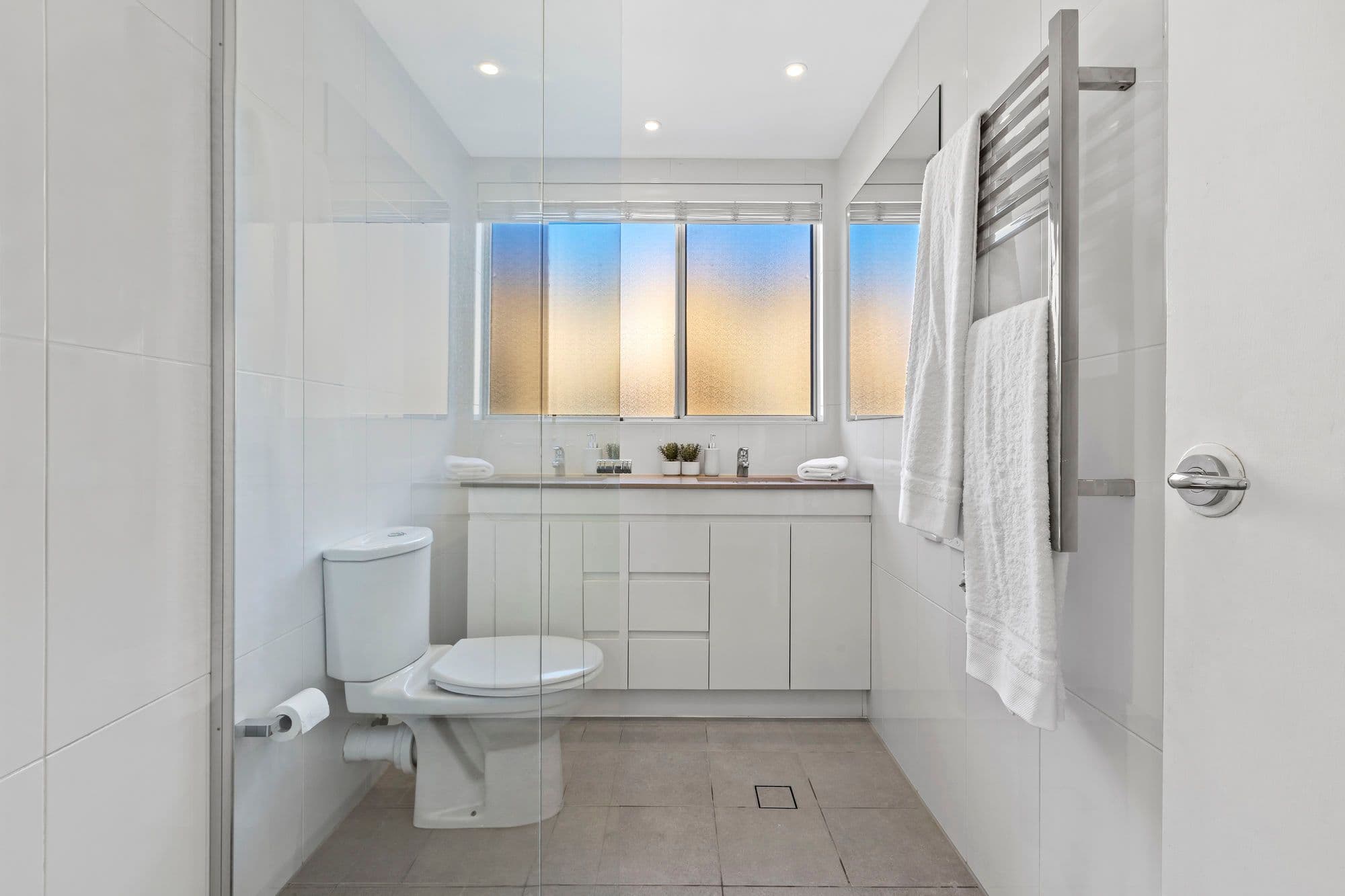 84 Wyadra Avenue, Freshwater NSW 2096, Freshwater - Thumbnail 5