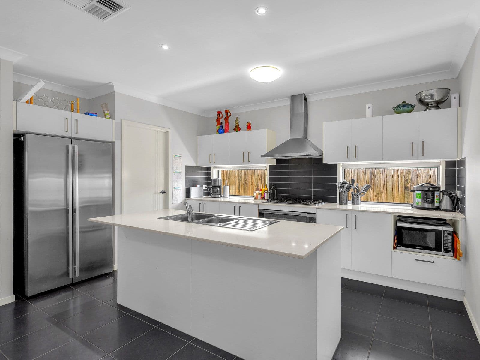 15 Lubeck Street, Banyo QLD 4014, Banyo - Thumbnail 4