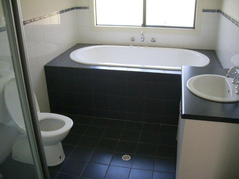 52 Albert Parade, BORDERTOWN SA 5268, Bordertown - Thumbnail 3