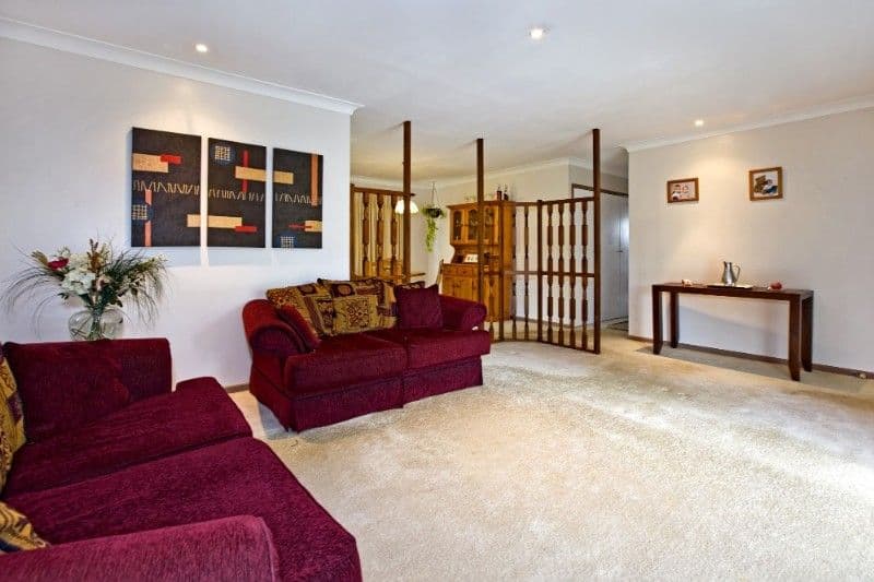 9 Narelle Crescent, ROCHEDALE SOUTH QLD 4123, Rochedale South - Thumbnail 3