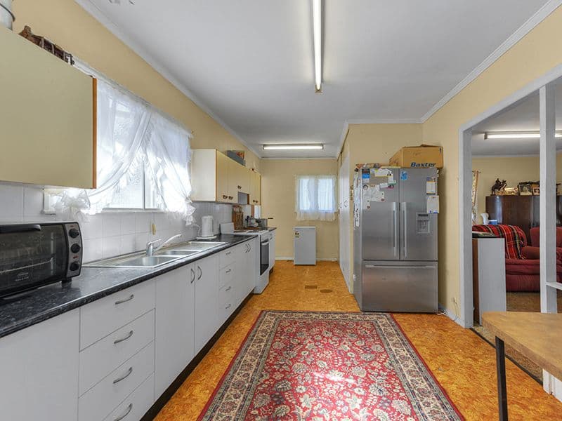 4 Duke Street, Cannon Hill QLD 4170, Cannon Hill - Thumbnail 3