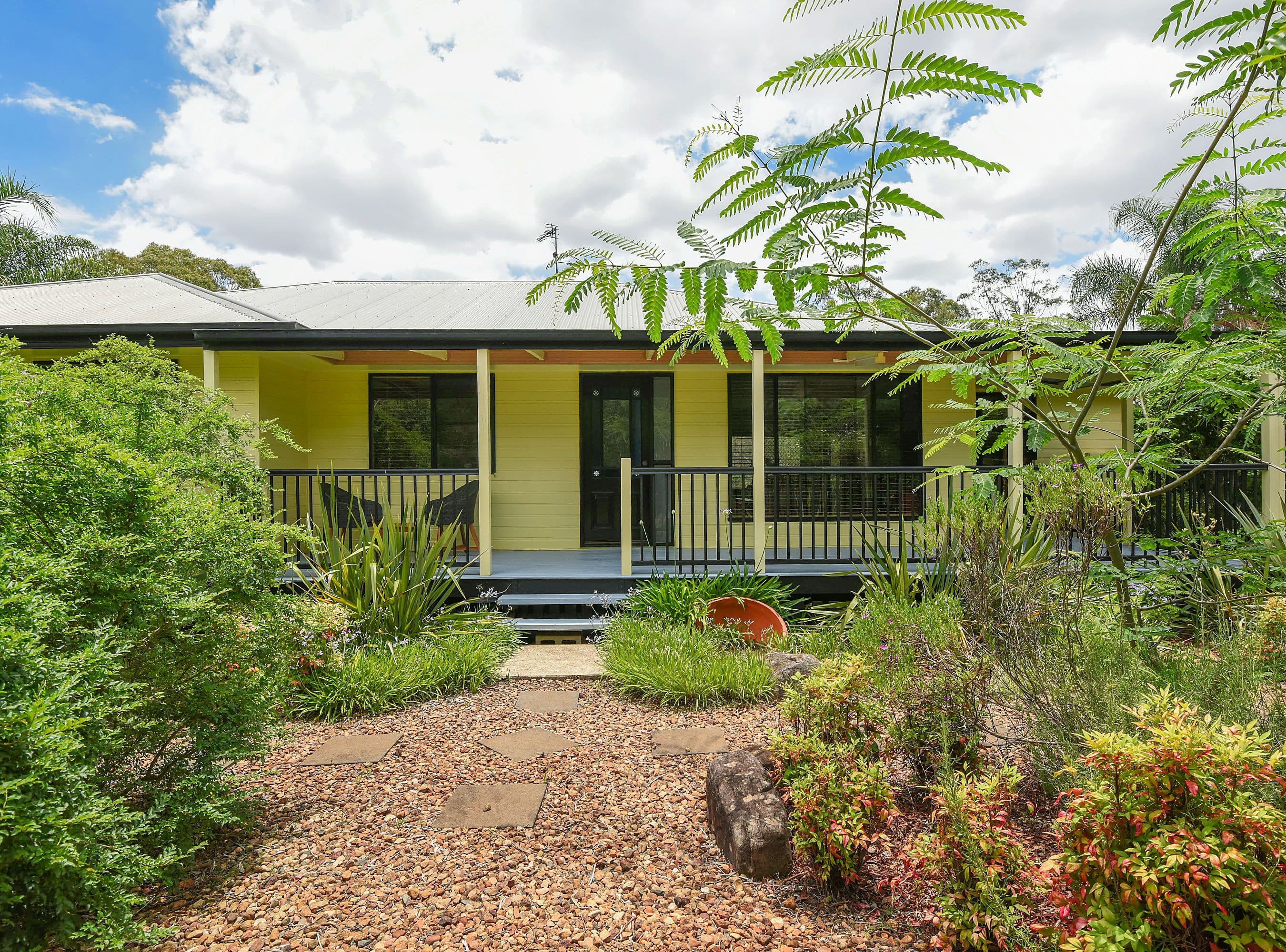 10 Parkway Drive, Highfields QLD 4352, Highfields - Thumbnail 2