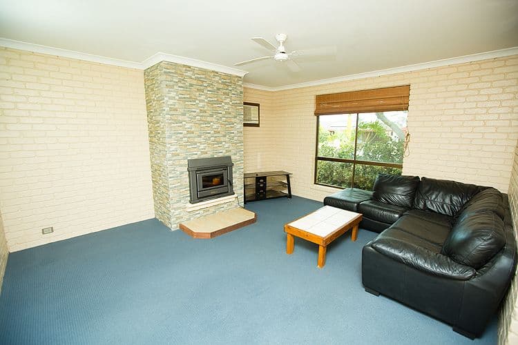 16 Jabiru Way, Waggrakine WA 6530, Waggrakine - Thumbnail 2