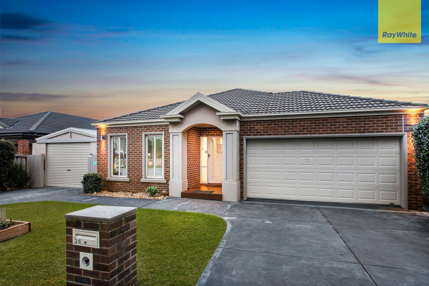 24 Southgate Drive, Berwick VIC 3806, Berwick - Image 1
