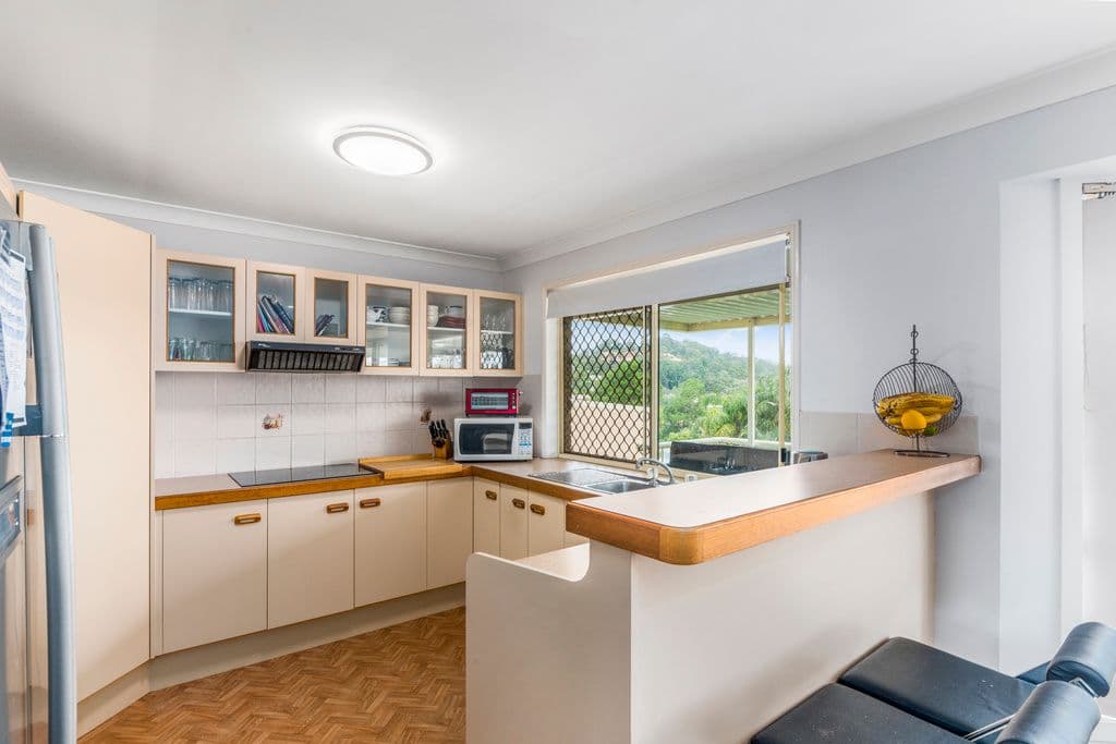 57 Jarrahdale Drive, Elanora QLD 4221, Elanora - Thumbnail 6