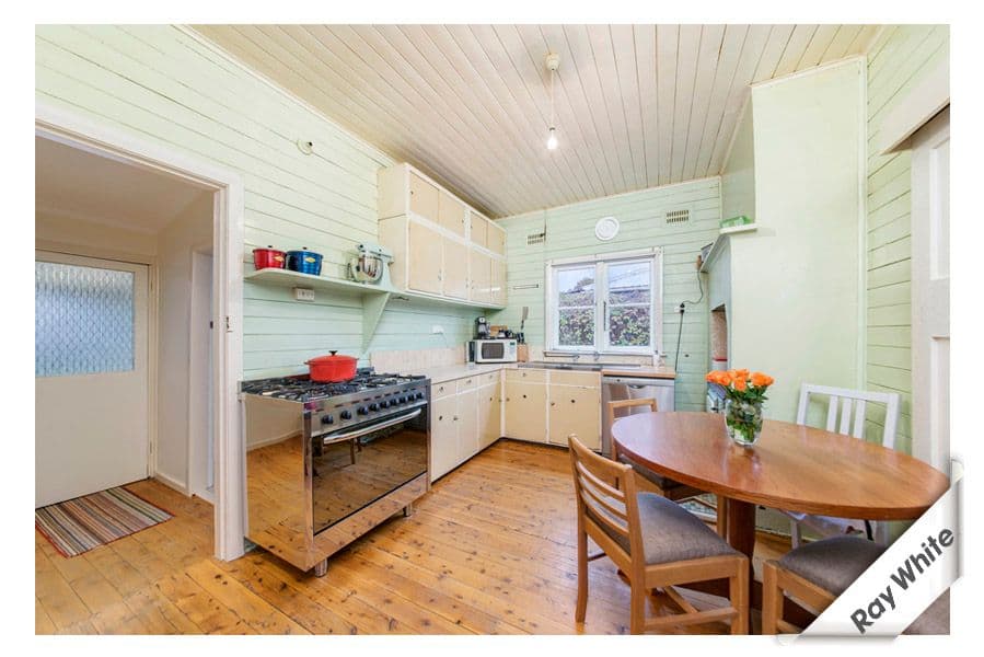 4 Kathleen Street, QUEANBEYAN NSW 2620, Queanbeyan - Thumbnail 5