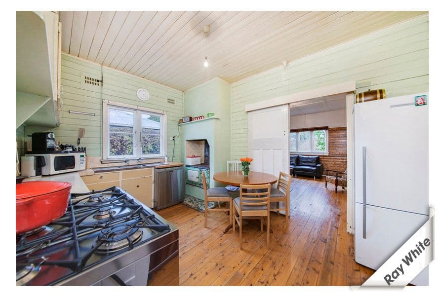 4 Kathleen Street, QUEANBEYAN NSW 2620, Queanbeyan - Thumbnail 6