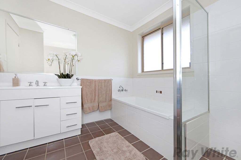 3 Poppy Road, Hamlyn Terrace - Thumbnail 3