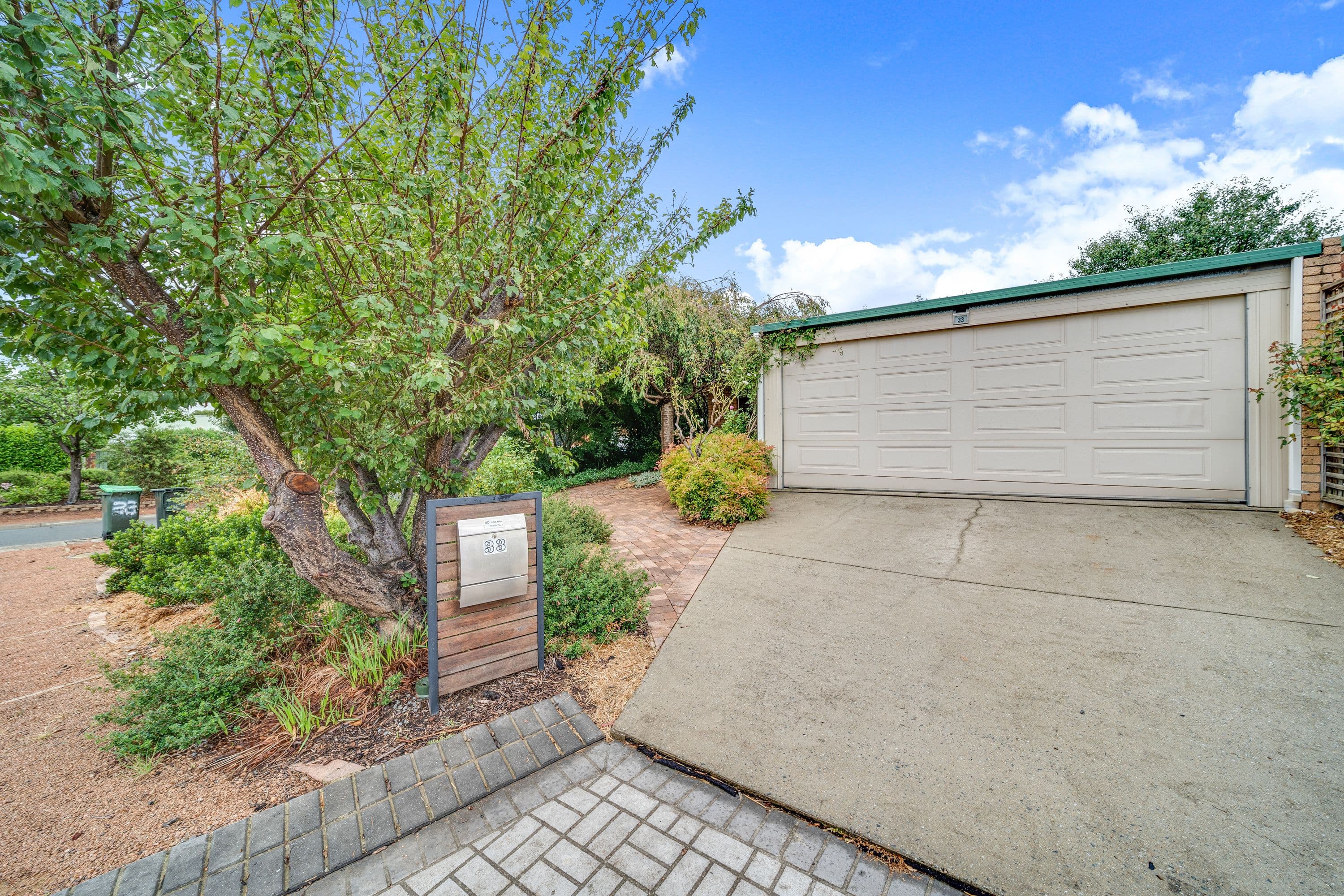 33 Thornhill Crescent, Dunlop ACT 2615, Dunlop - Image 1