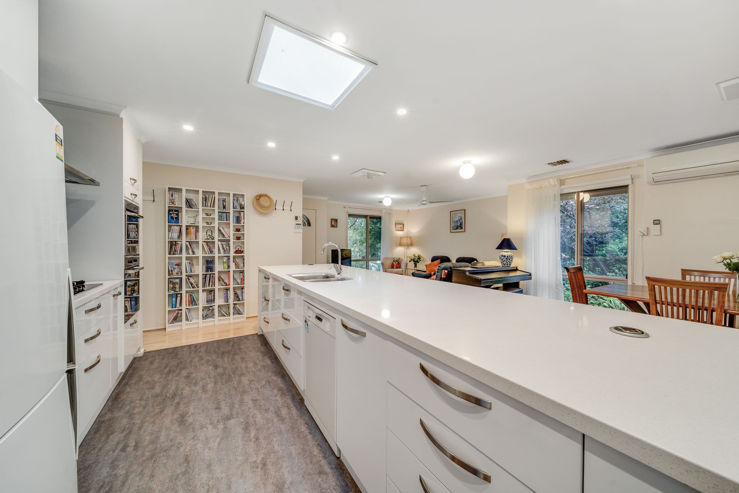 33 Thornhill Crescent, Dunlop ACT 2615, Dunlop - Thumbnail 6