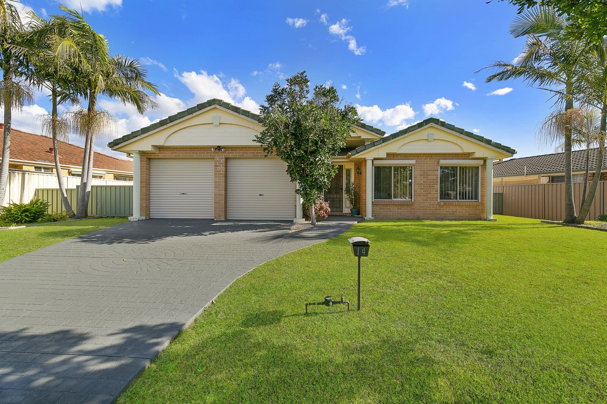 14 Castlereagh Crescent, Bateau Bay - Image 1