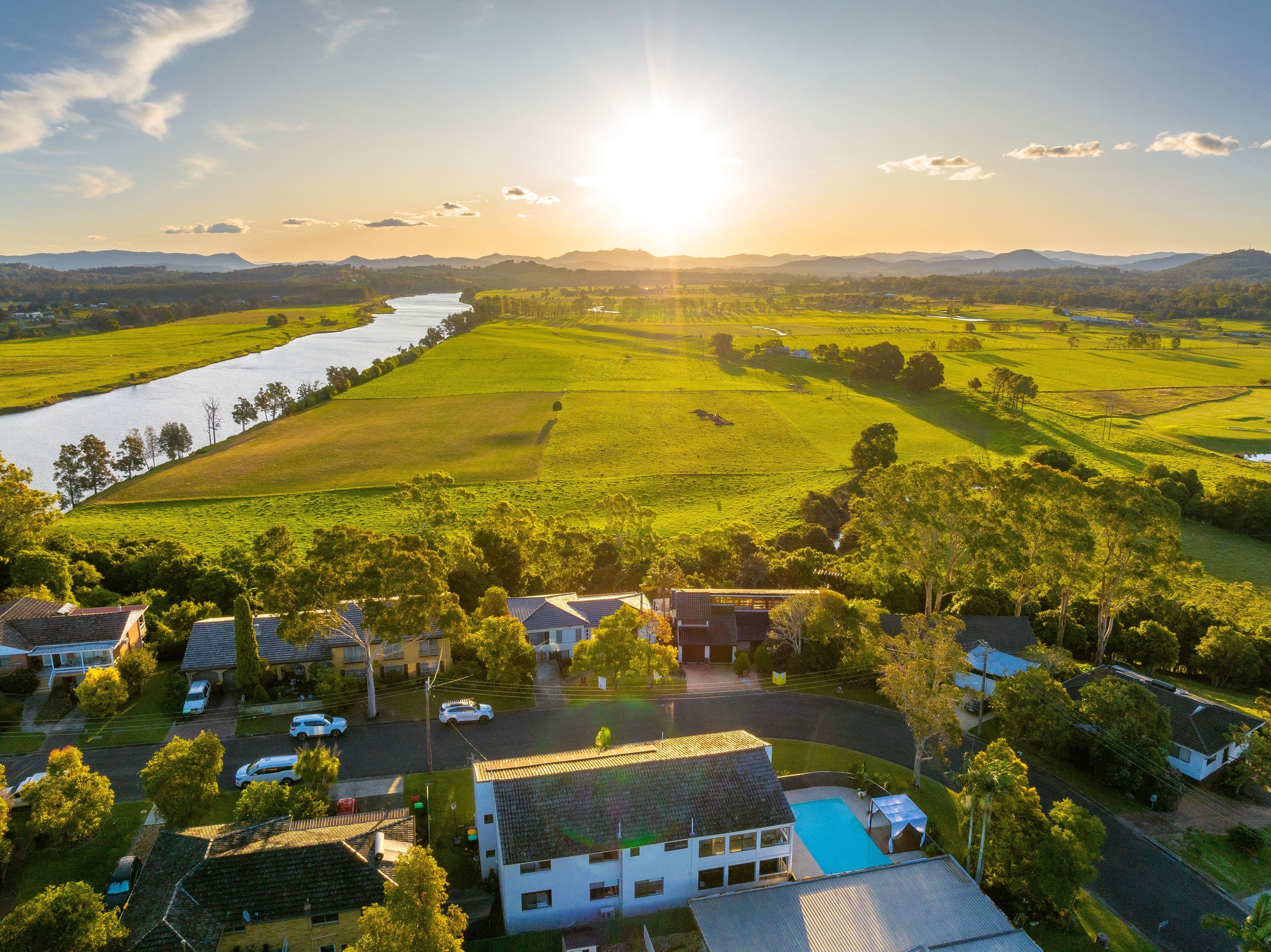 37 Ritchie Crescent, Taree NSW 2430, Taree - Thumbnail 2